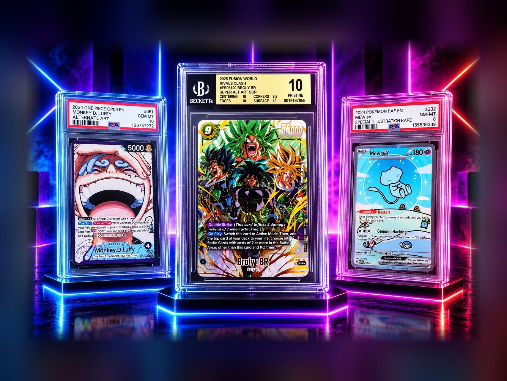 Drie slabs op verlichte sokkels: een PSA 10 Luffy, een Beckett 10 Broly en een PSA 8 Mew ex