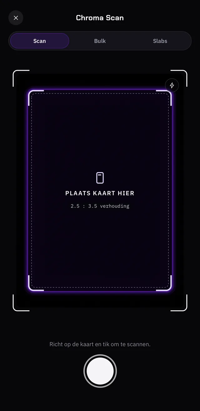 Chroma Pulse herkent een Pokémon-kaart via de camera, toont de match met prijs en opent de kaartdetails